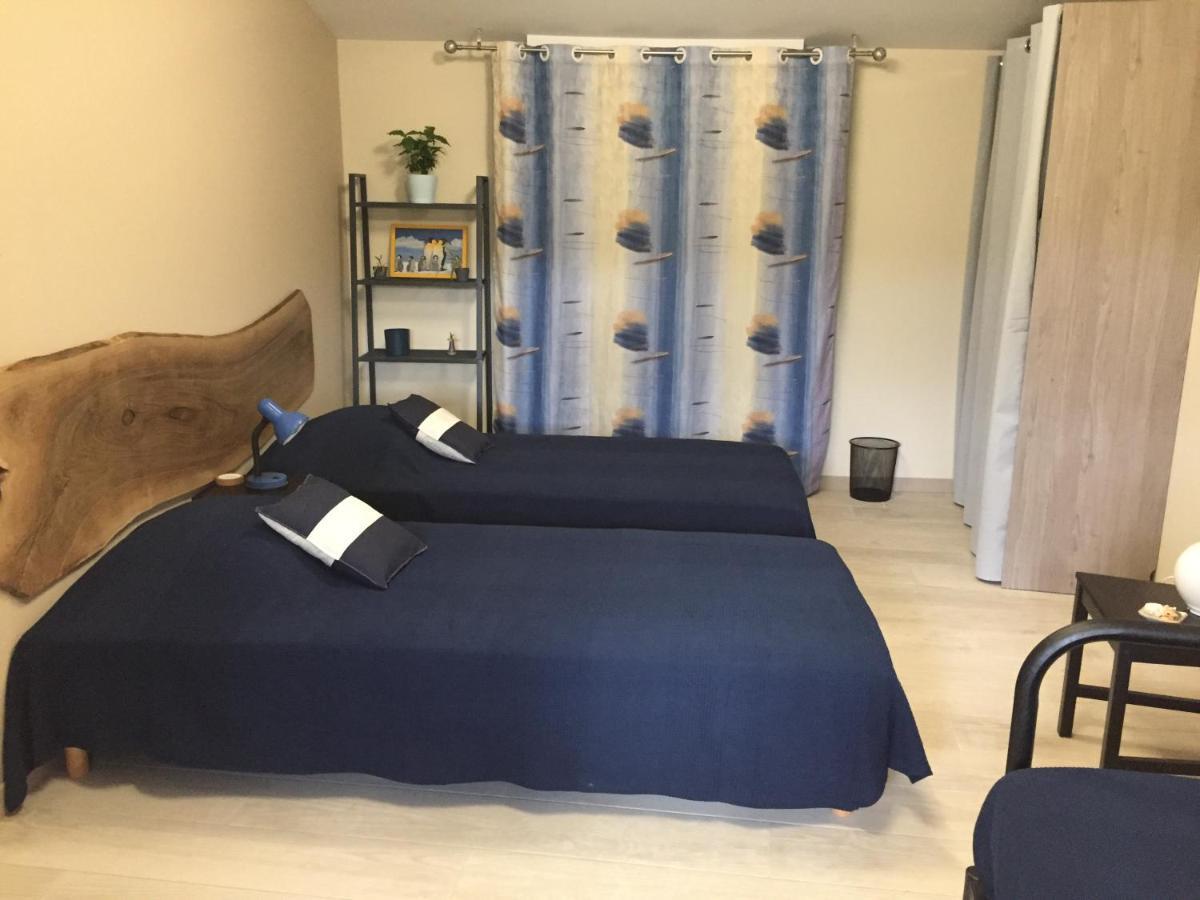 Gite De Gazelle Chambres D'Hote La Vacquerie-et-Saint-Martin-de-Castries Ngoại thất bức ảnh
