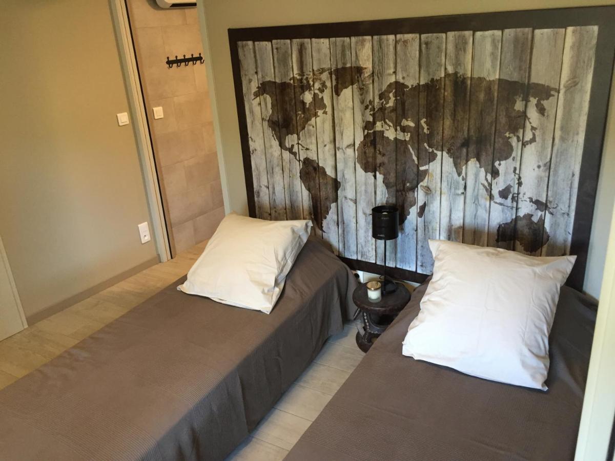Gite De Gazelle Chambres D'Hote La Vacquerie-et-Saint-Martin-de-Castries Ngoại thất bức ảnh